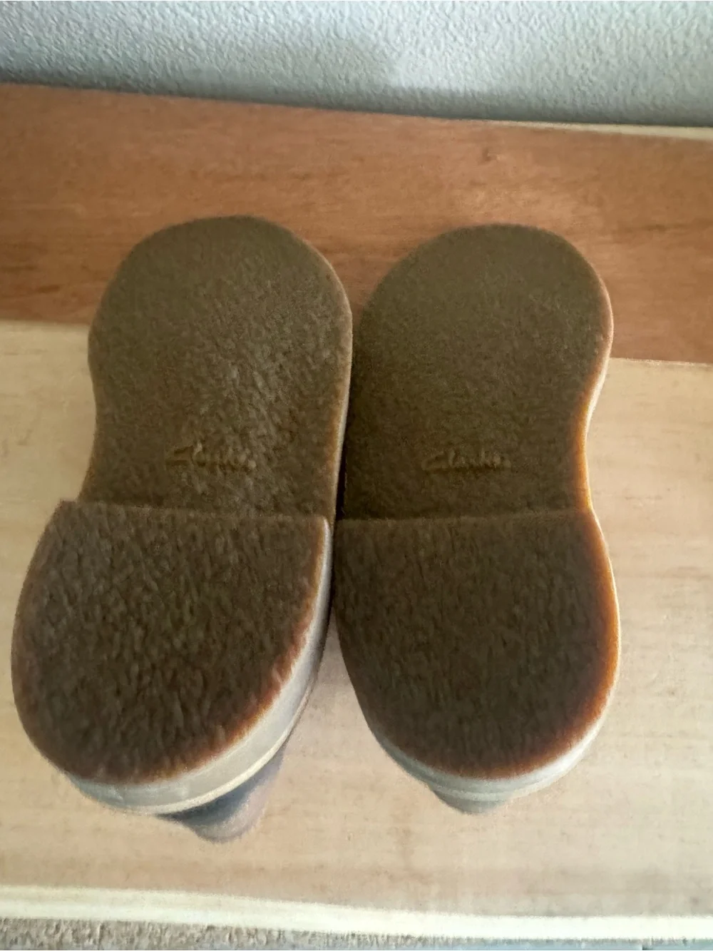 CLARKS Men's Leather shepton Boots In beeswax brown size 7.5
